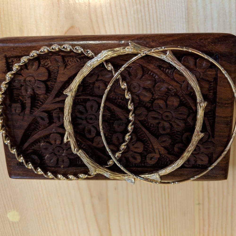 5 for $25!! Three bangle braclets set